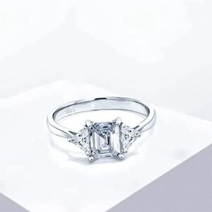 2 Ct Moissanite Sterling Silver Women's Ring Sz 6